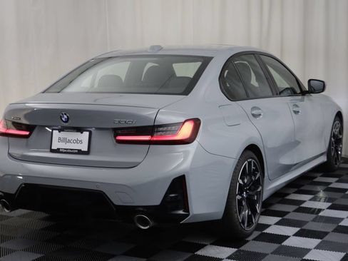 Used 2026 BMW 330i xDrive Sedan AWD/4WD image 16