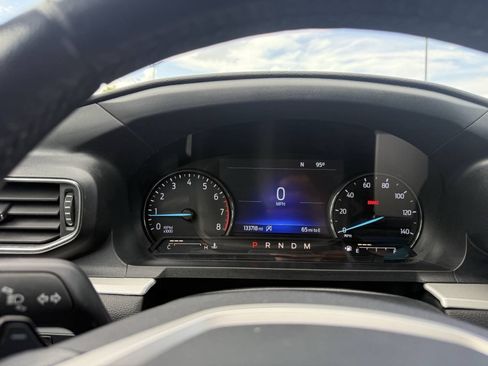 Used 2020 Ford Explorer XLT w/ Equipment Group 202A RWD image 32