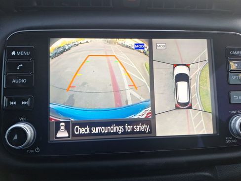 Used 2022 Nissan Kicks SR image 26