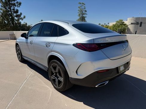 Used 2024 Mercedes-Benz GLC 300 4MATIC image 5