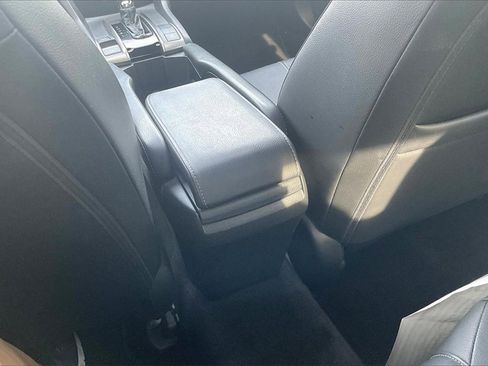Used 2018 Honda Civic EX-L image 13