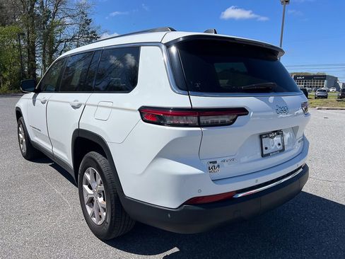 Used 2022 Jeep Grand Cherokee L Limited image 3