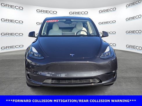 Used 2024 Tesla Model Y Long Range image 2