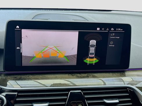 Used 2021 BMW 530i w/ Convenience Package image 10