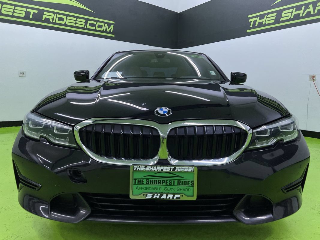 Used 2022 BMW 330i Sedan w/ Driving Assistance Package RWD image 3