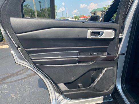 Used 2020 Ford Explorer ST w/ ST High-Performance Pack AWD/4WD image 32
