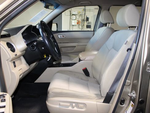 Used 2011 Honda Pilot EX image 8