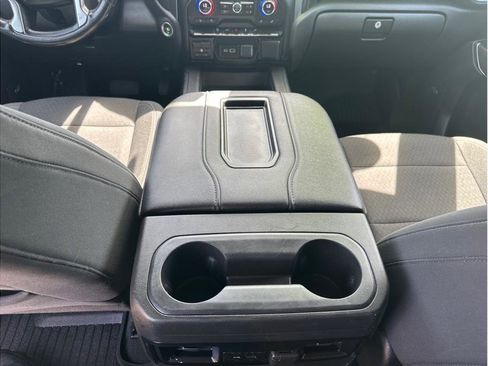 Used 2021 Chevrolet Silverado 1500 RST image 19