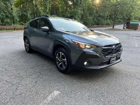 Used 2024 Subaru Crosstrek 2.0i Premium w/ Crosstrek Mirror Package AWD/4WD image 1