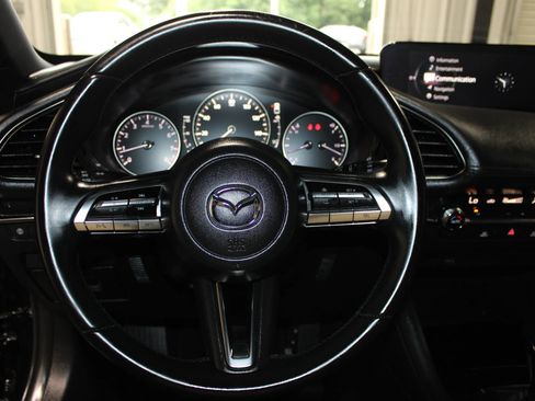 Used 2019 MAZDA MAZDA3 Hatchback FWD image 10