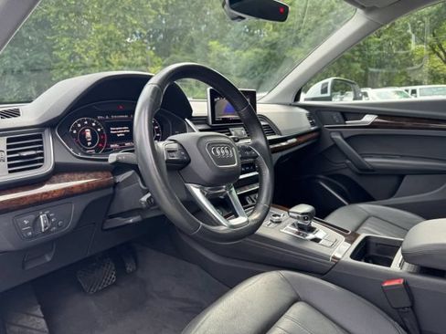 Used 2020 Audi Q5 2.0T Premium Plus w/ Premium Plus Package AWD/4WD image 19