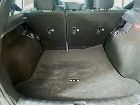 Used 2024 Nissan Kicks SV w/ Exterior Package image 24