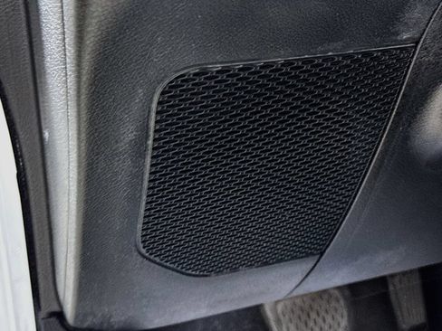 Used 2019 Jeep Wrangler Unlimited Sahara AWD/4WD image 23