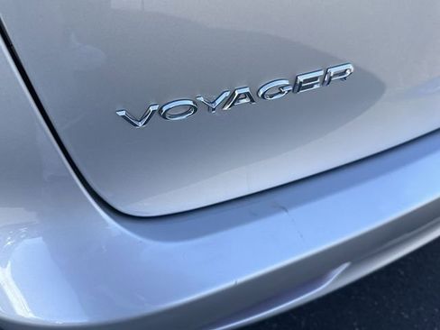 Used 2023 Chrysler Voyager LX FWD image 30