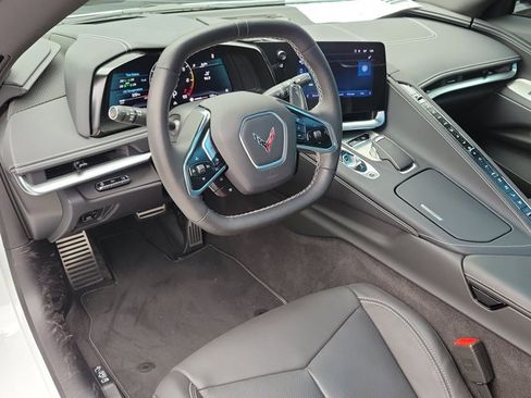 Used 2024 Chevrolet Corvette Stingray Preferred Cpe w/ Z51 Performance Package RWD image 5