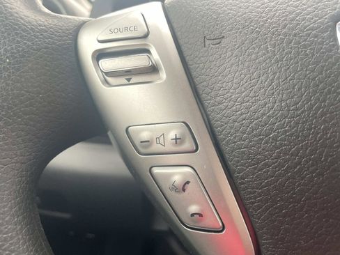 Used 2019 Nissan Versa SV image 21