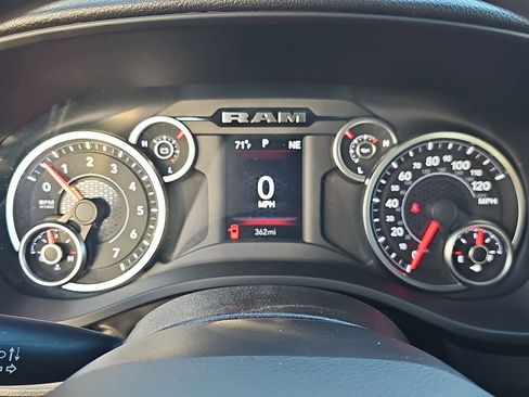 New 2026 RAM 1500 Express image 18