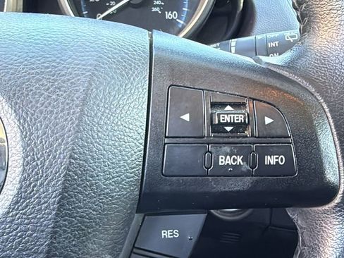 Used 2013 MAZDA MAZDA3 i Touring image 32