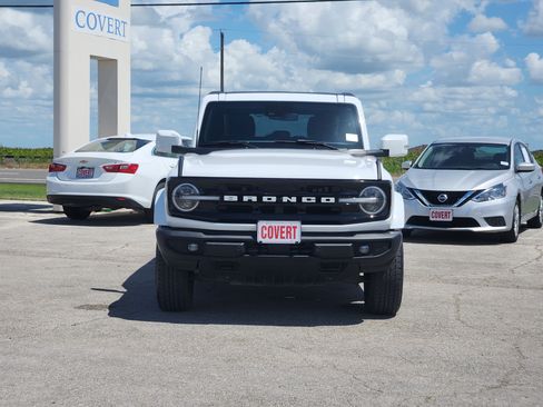 Certified 2024 Ford Bronco Outer Banks AWD/4WD image 2