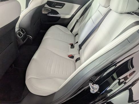 Used 2022 Mercedes-Benz C 300 Sedan image 23