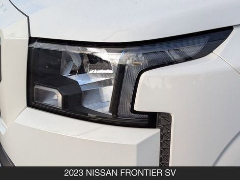 Certified 2023 Nissan Frontier SV w/ Technology Package RWD image 10
