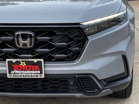 Used 2025 Honda CR-V Sport-L image 8
