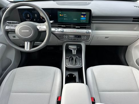 Used 2024 Hyundai Kona SEL image 13