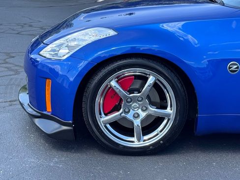 Used 2007 Nissan 350Z Touring RWD image 27