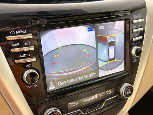 Used 2018 Nissan Murano Platinum w/ Cargo Package FWD image 39