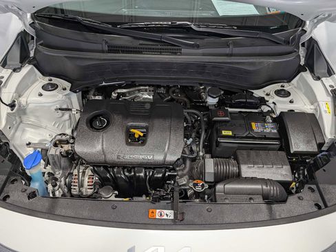 Certified 2023 Kia Seltos LX AWD/4WD image 15