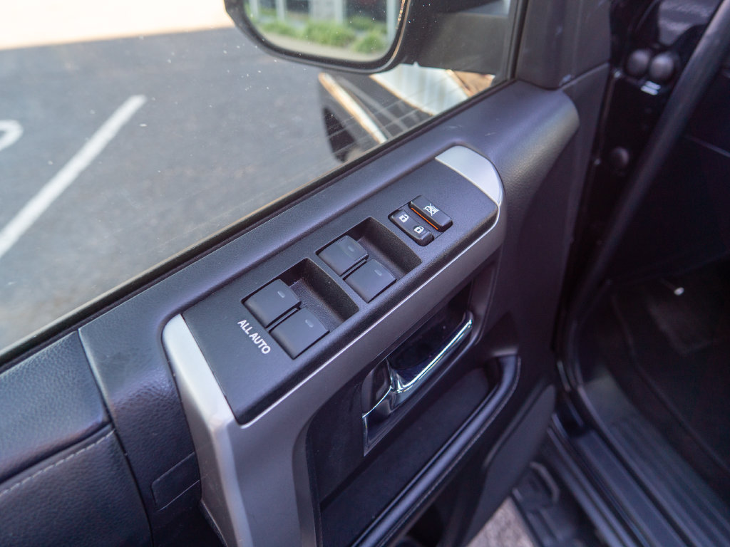 Used 2024 Toyota 4Runner SR5 Premium AWD/4WD image 17