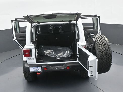 Used 2025 Jeep Wrangler Unlimited Rubicon image 67