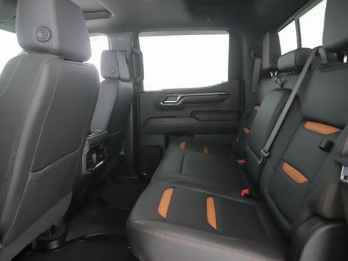 Used 2024 GMC Sierra 1500 AT4 w/ AT4 Premium Package image 28