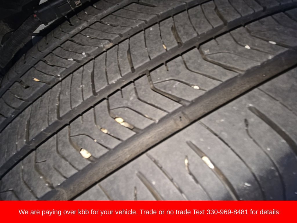 Used 2023 Nissan Rogue S AWD/4WD image 30