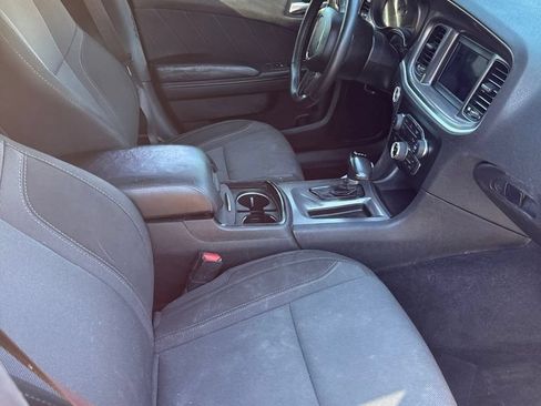 Used 2020 Dodge Charger SXT w/ Blacktop Package RWD image 7