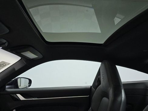 Used 2020 Porsche 911 Carrera 4S image 8