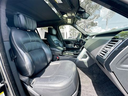 Used 2021 Land Rover Range Rover Long Wheelbase Autobiography image 31