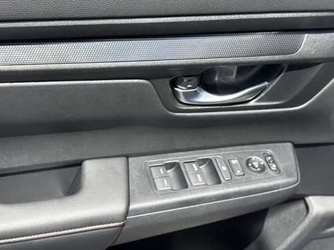 Certified 2025 Honda CR-V Sport image 18