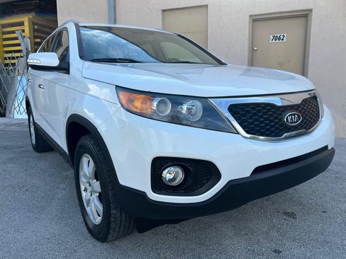 Used 2013 Kia Sorento LX w/ Convenience Pkg FWD image 18