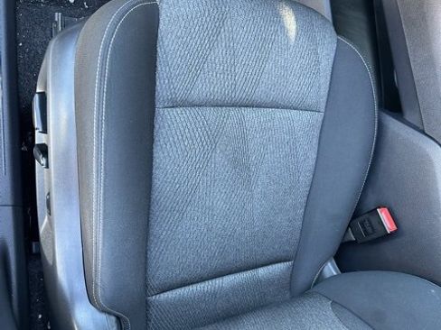 Used 2024 Nissan Rogue SV image 22