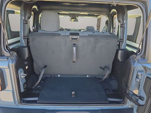 Used 2024 Jeep Wrangler Willys image 29