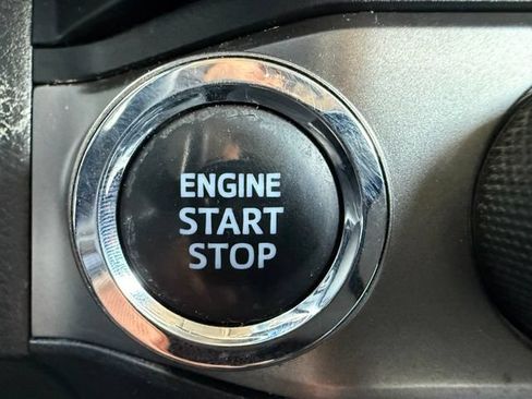 Used 2023 Toyota Tacoma SR5 w/ Technology Package AWD/4WD image 20