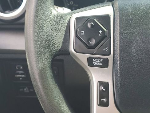 Used 2018 Toyota Tundra SR5 image 33