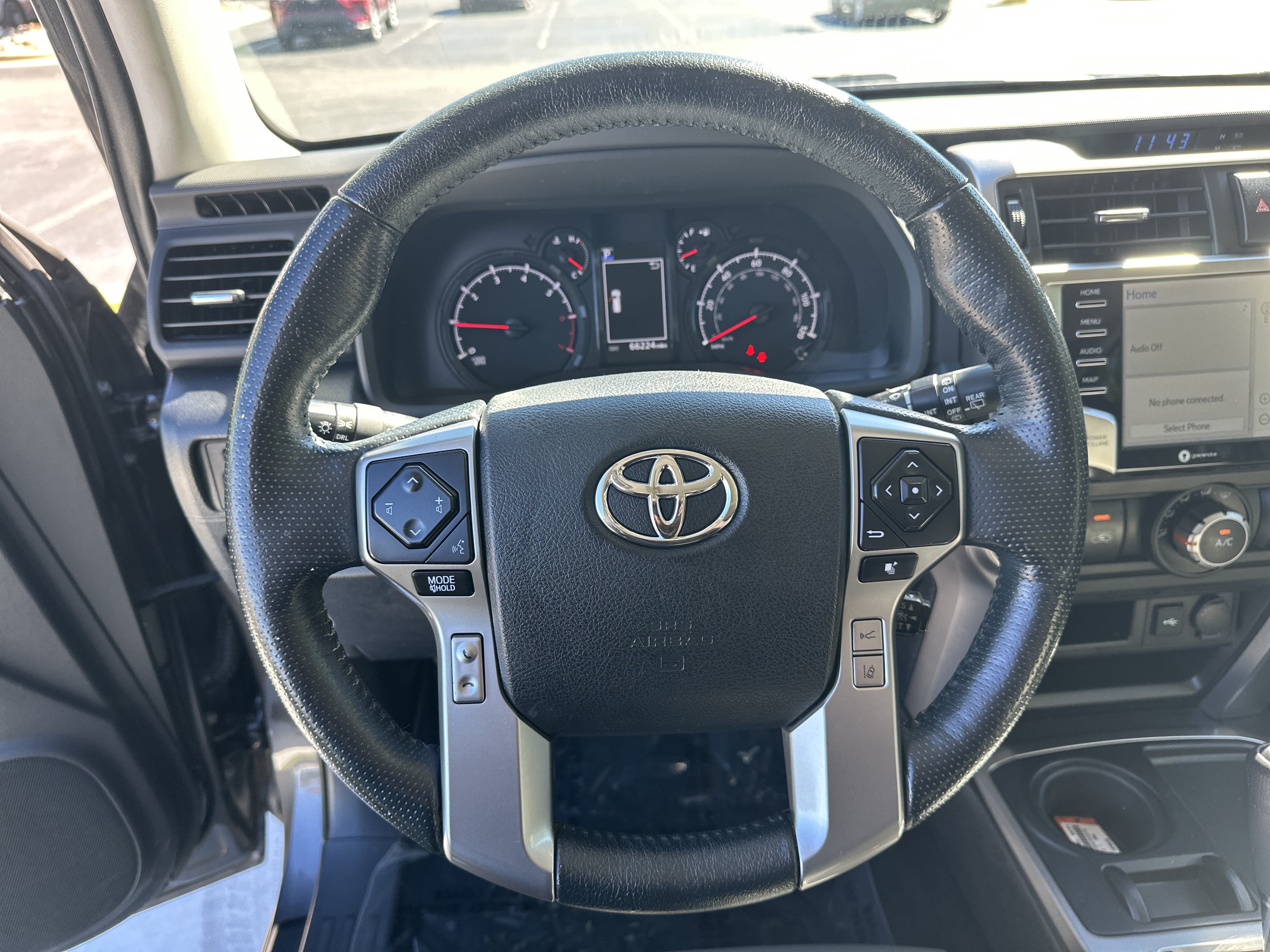 Used 2023 Toyota 4Runner SR5 Premium w/ Moonroof Package RWD image 18