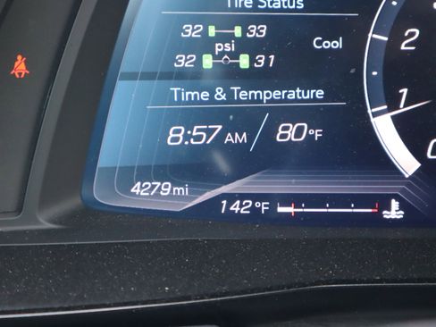 Used 2023 Chevrolet Corvette Z06 image 24