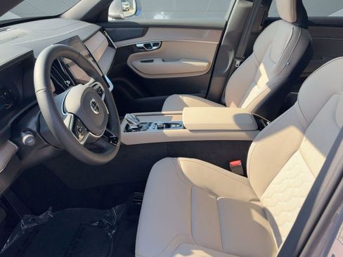 New 2026 Volvo XC90 B6 Plus w/ Protection Package Premier image 5