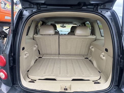 Used 2010 Chevrolet HHR LT image 13