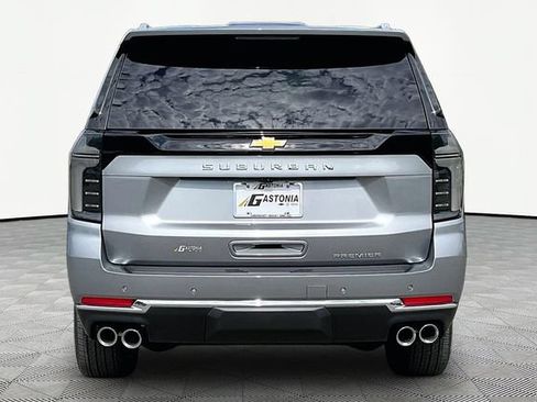 Used 2026 Chevrolet Suburban Premier w/ Sun And Tow Package AWD/4WD image 5