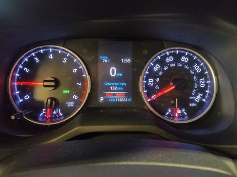 Used 2019 Toyota RAV4 LE image 23