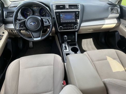 Used 2019 Subaru Outback 2.5i Premium AWD/4WD image 12